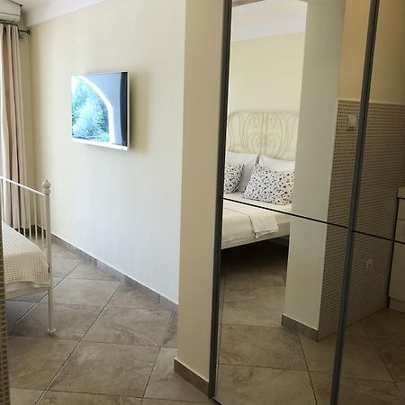 Guest House Sea Breeze سفيتي ستيفان المظهر الخارجي الصورة